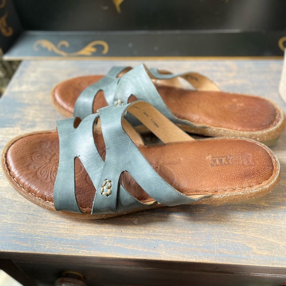 BORN blue grey leather flat low sandals Womens 9 - Picture 3 of 9